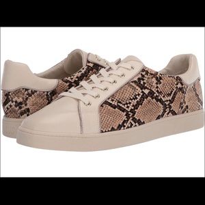 Circus by Sam Edelman women’s Devin sneakers